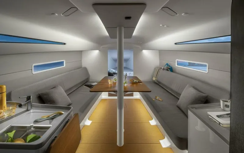 Slide: The Image of Beneteau First 30 Dinette - 5678484