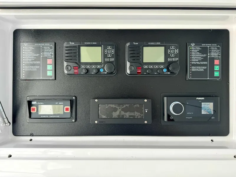 Slide: The Image of Viking 52 Convertible 2002 - 5678570