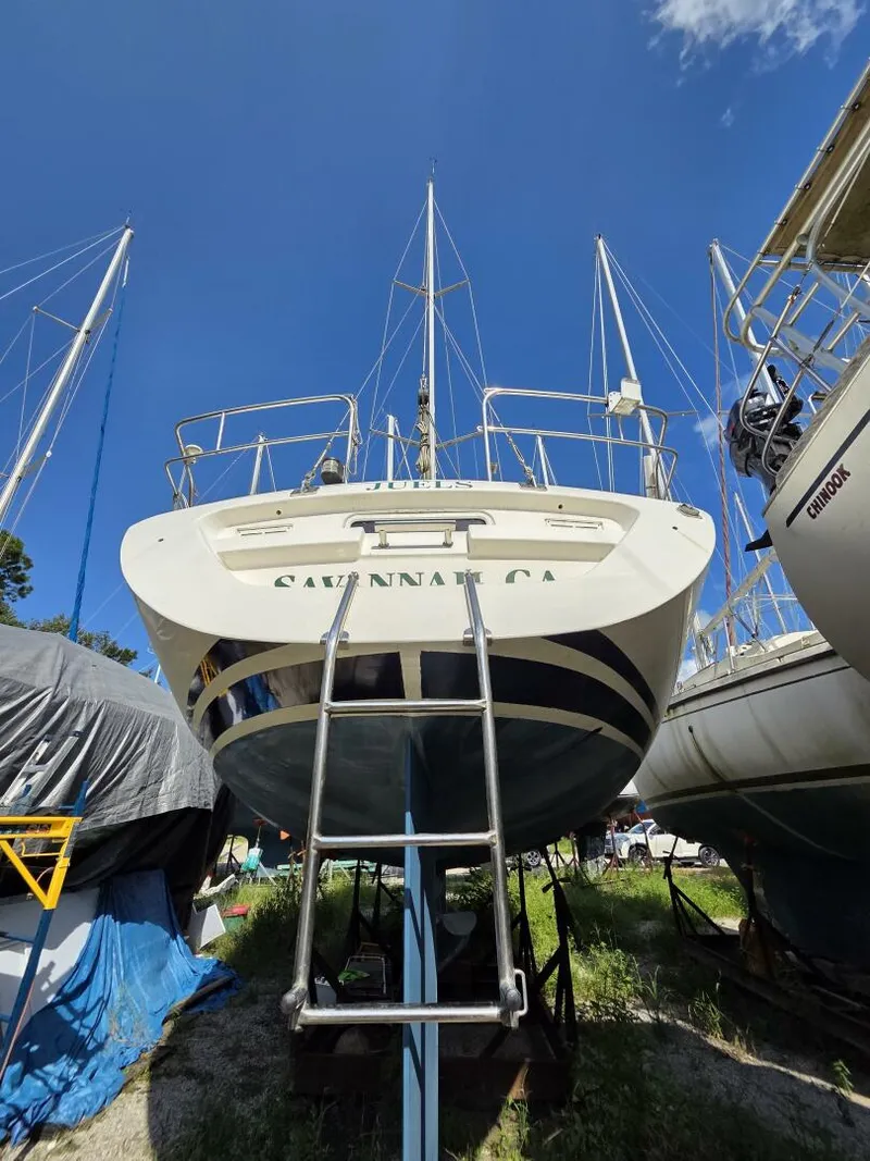 Slide: The Image of Moody 38 1995 - 5762613