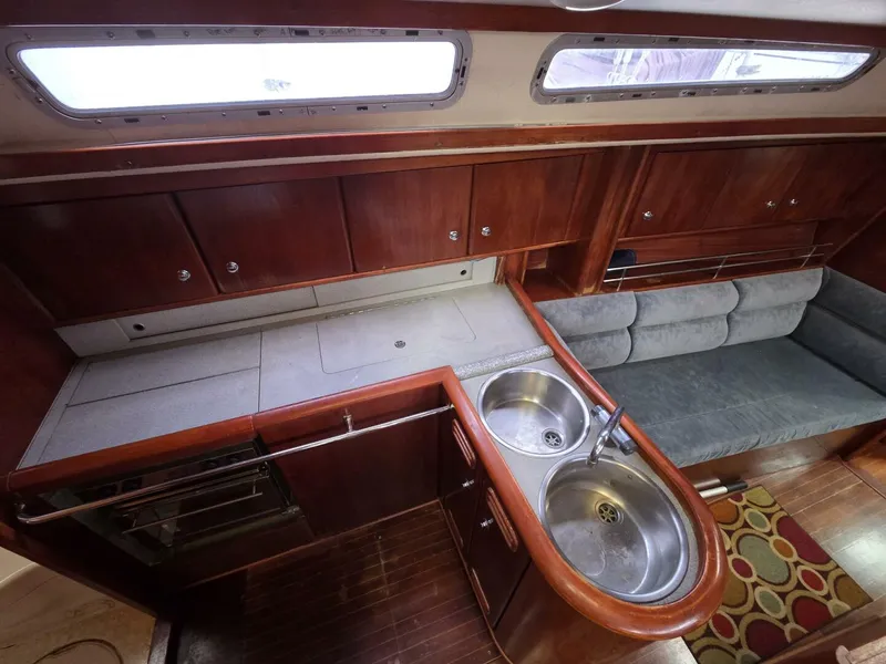 Slide: The Image of Moody 38 1995 - 5830137