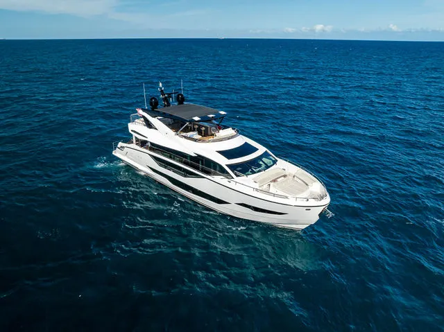 Slide: The Image of Sunseeker 68 Manhattan 2023 - 62