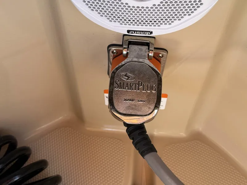 Slide: The Image of Ranger Tug 25 2016 - 5678911