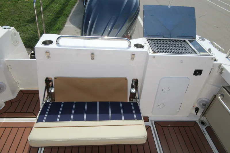 Slide: The Image of Ranger Tug R-25 2023 - 5678973