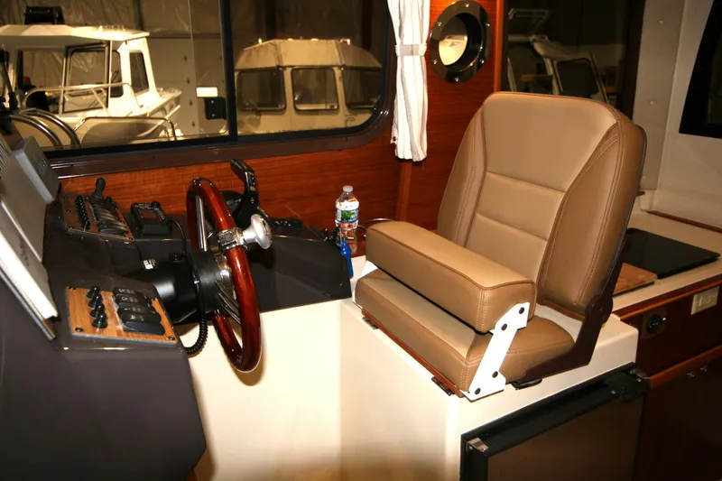 Slide: The Image of Ranger Tug R-25 2023 - 5678992