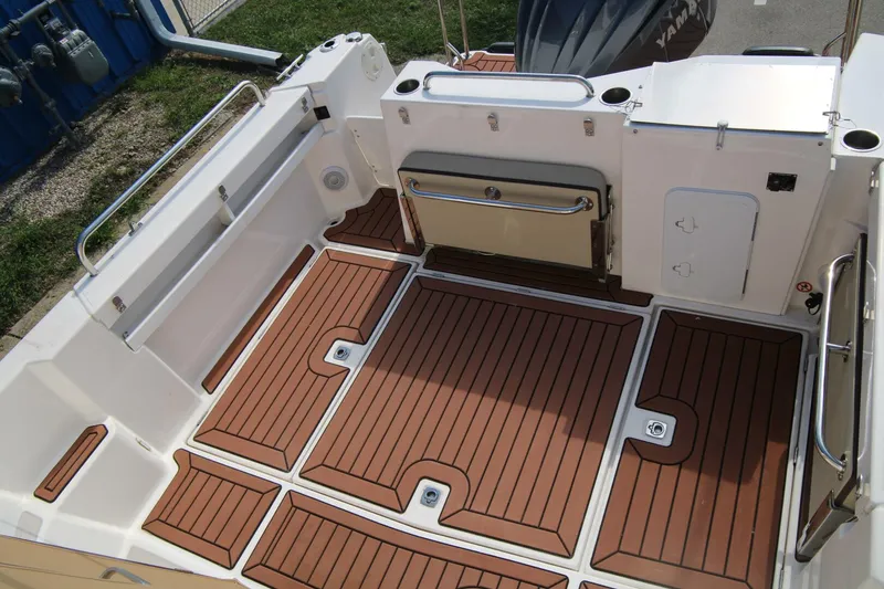 Slide: The Image of Ranger Tug R-25 2023 - 5678971