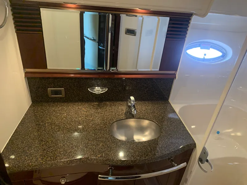 Slide: The Image of Sea Ray 52 SUNDANCER 2007 - 5738726