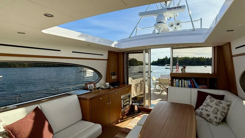 Slide: The Image of Elling E6 2021 - 5679432