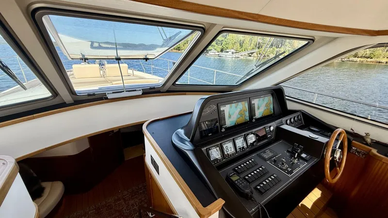 Slide: The Image of Elling E6 2021 - 5679439