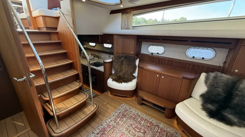 Slide: The Image of Elling E6 2021 - 5679441