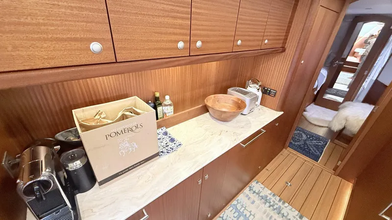 Slide: The Image of Elling E6 2021 - 5679454