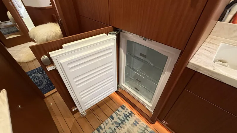 Slide: The Image of Elling E6 2021 - 5679458