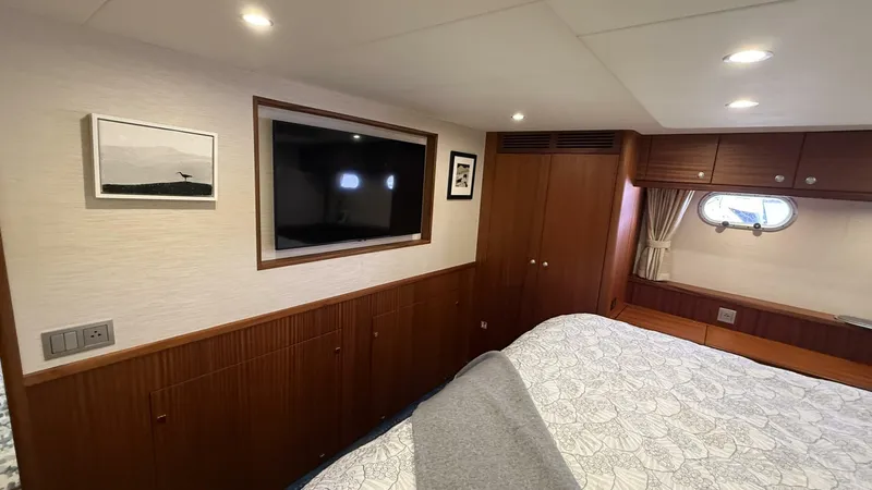 Slide: The Image of Elling E6 2021 - 5679464