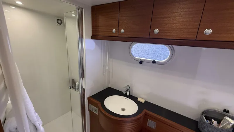 Slide: The Image of Elling E6 2021 - 5679466