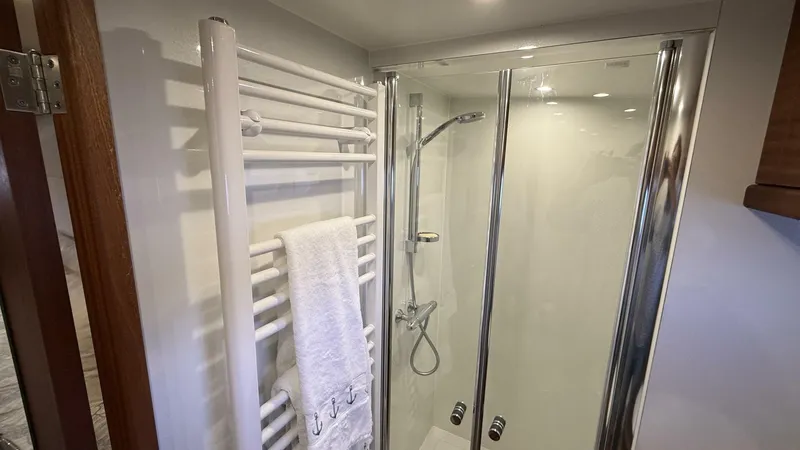 Slide: The Image of Elling E6 2021 - 5679467