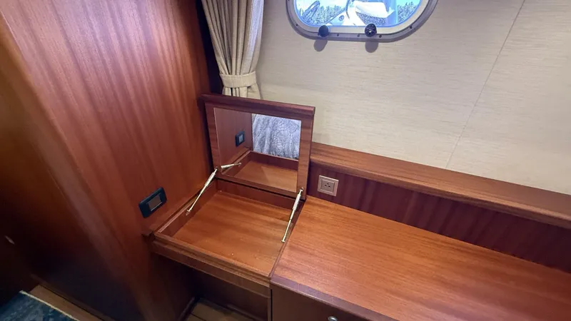 Slide: The Image of Elling E6 2021 - 5679474