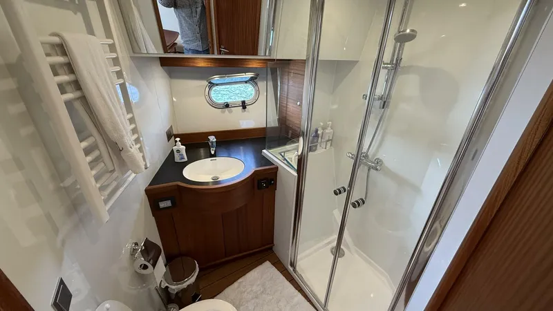 Slide: The Image of Elling E6 2021 - 5679481