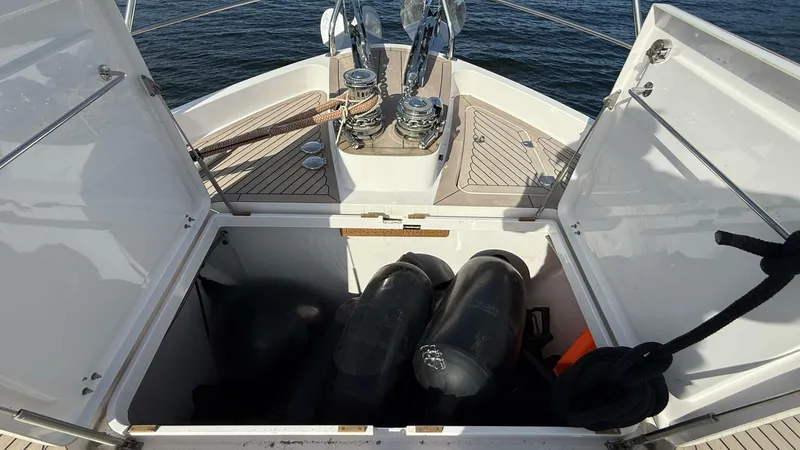 Slide: The Image of Elling E6 2021 - 5679489