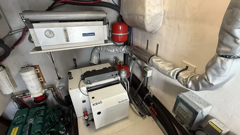 Slide: The Image of Elling E6 2021 - 5679501