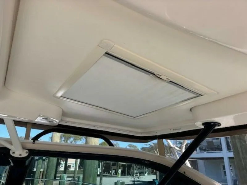 Slide: The Image of Tiara 32 2008 - 5680138