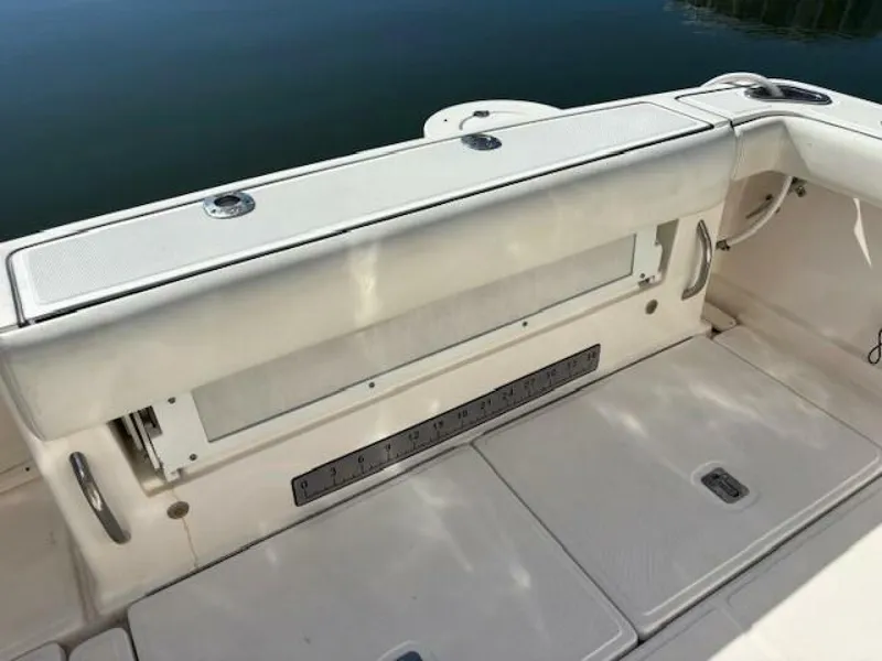 Slide: The Image of Tiara 32 2008 - 5680140