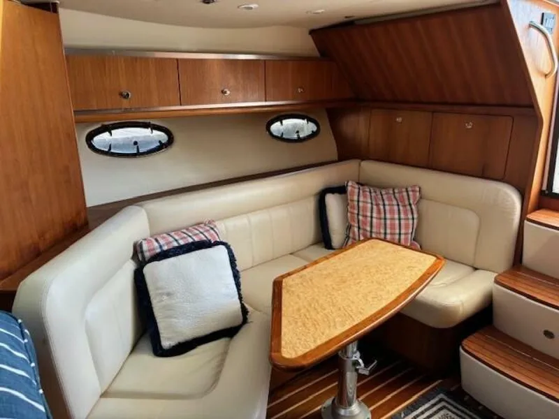 Slide: The Image of Tiara 32 2008 - 5680151