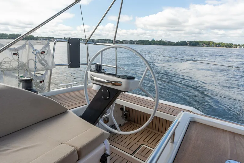 Slide: The Image of Dufour 390 2023 - 5680227