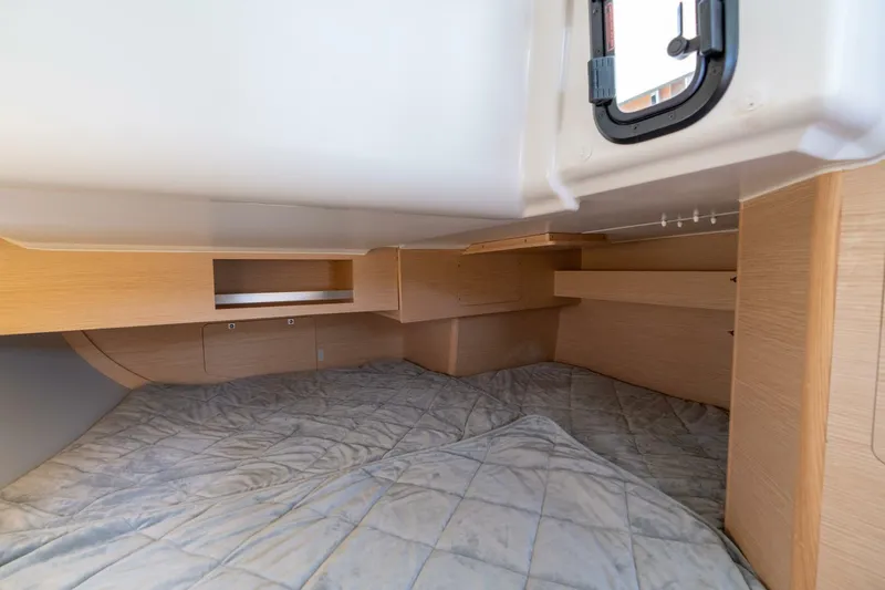 Slide: The Image of Dufour 390 2023 - 5680200