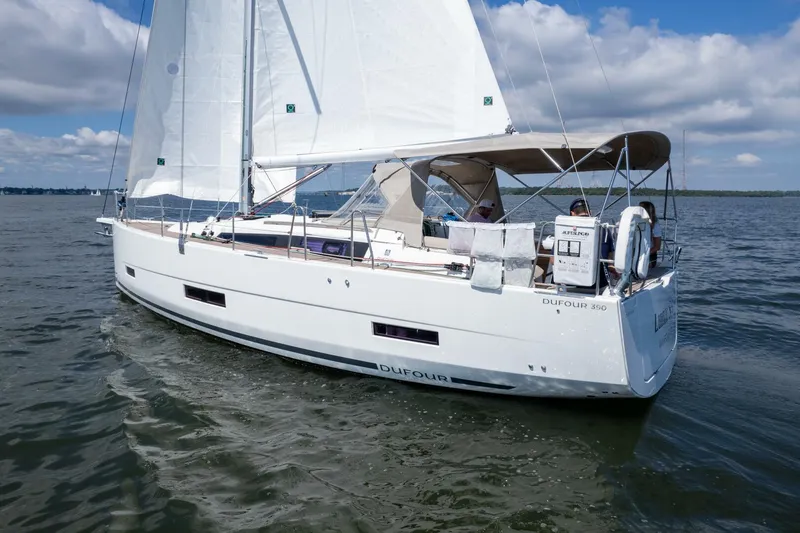 Slide: The Image of Dufour 390 2023 - 5680251