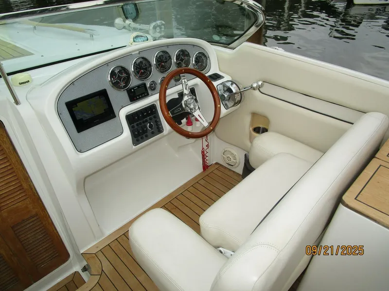 Slide: The Image of 28' Chris-Craft helm1 - 5680635