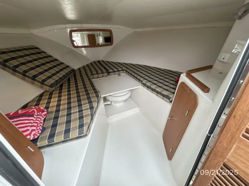 Slide: The Image of 28' Chris-Craft cabin forward1 - 5680604