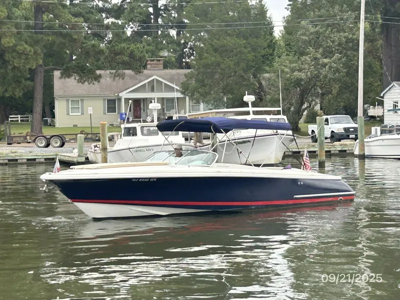 Slide: The Image of 28' Chris-Craft port forward profile - 5680639