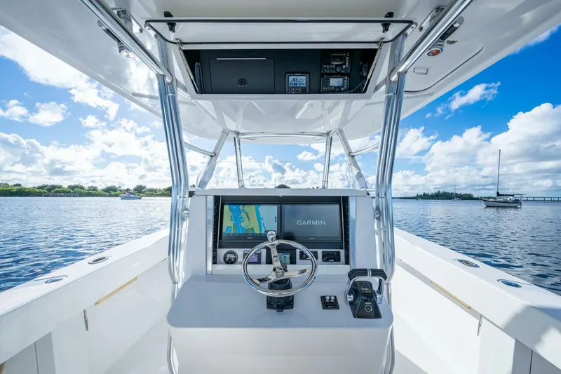 Slide: The Image of Bahama 37 CC 2011 - 5680525