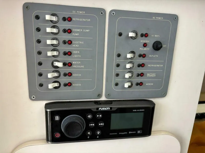 Slide: The Image of Pursuit 2870 WA 2003 - 5680767