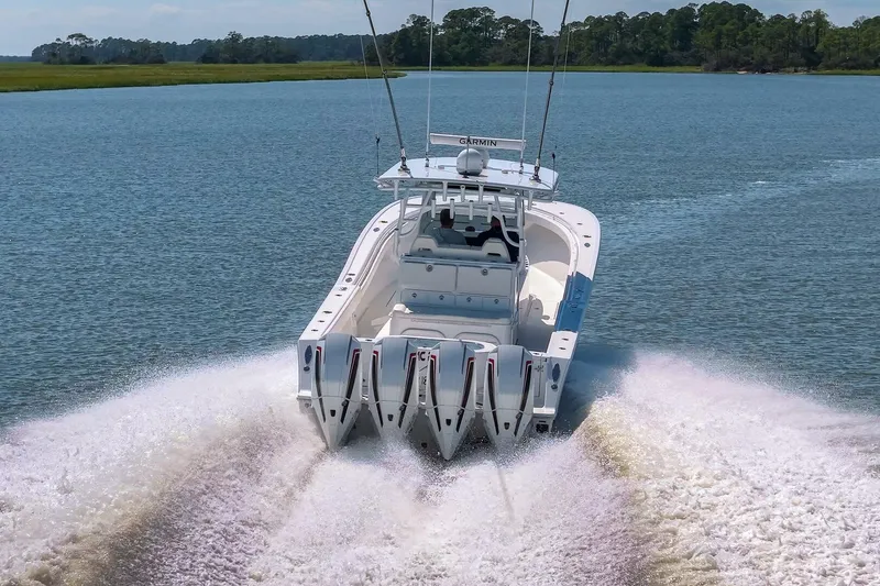 Slide: The Image of Onslow Bay TE Pelagic Predator- Profile 2023 Onslow Bay 41 Pelagic Predator - 5680707