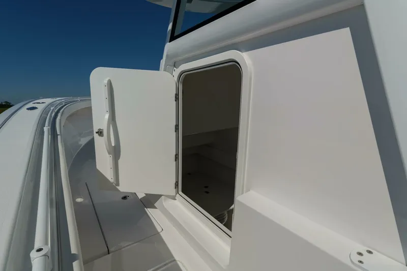 Slide: The Image of Onslow Bay TE Pelagic Predator- Center Console 2023 Onslow Bay 41 Pelagic Predator - 7653869