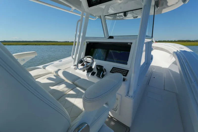 Slide: The Image of Onslow Bay TE Pelagic Predator- Helm 2023 Onslow Bay 41 Pelagic Predator - 7653849