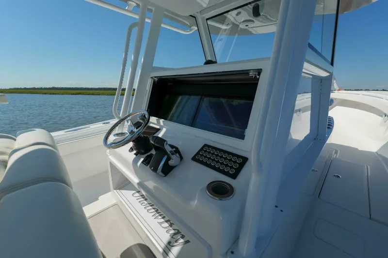Slide: The Image of Onslow Bay TE Pelagic Predator- Helm 2023 Onslow Bay 41 Pelagic Predator - 7653850
