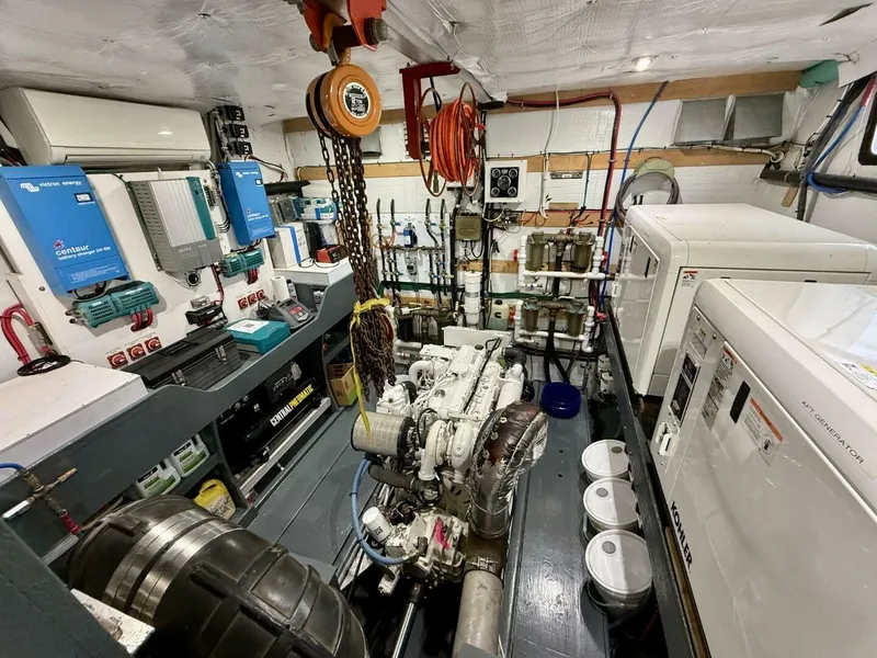 Slide: The Image of Avenger Luxury Catamaran Coastal Cruiser 2018 - 5747531