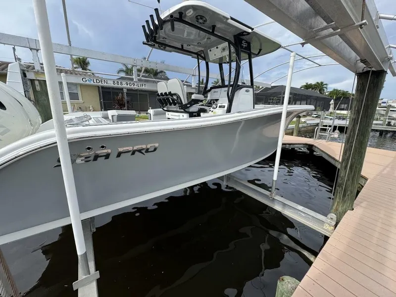 Slide: The Image of Sea Pro 259 Center Console 2020 - 5681359