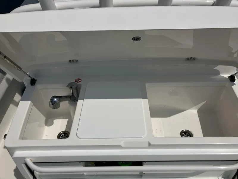 Slide: The Image of Regulator Marine 31 2020 - 5681561