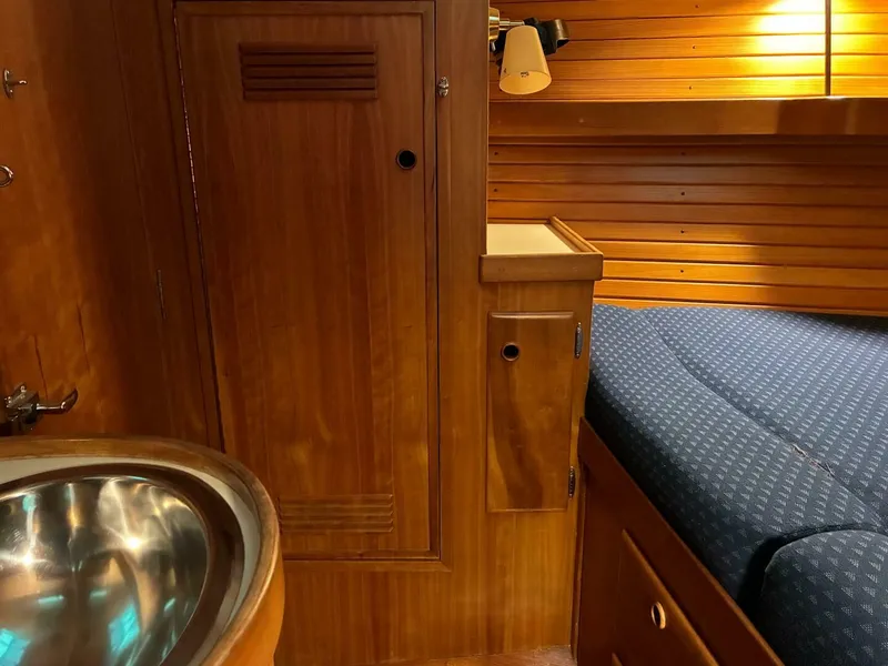 Slide: The Image of Sabre 362 1994 - 5694321