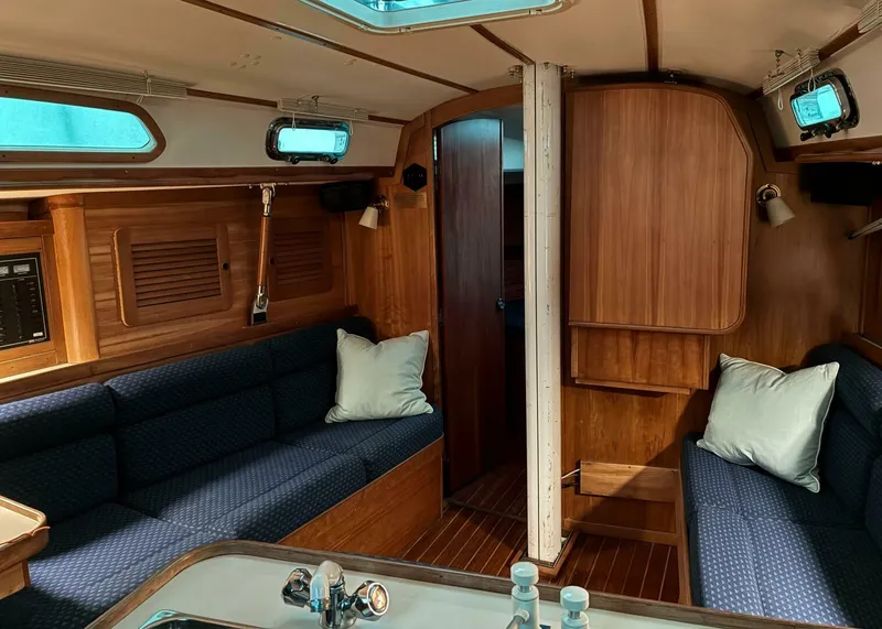 Slide: The Image of Sabre 362 1994 - 5694325