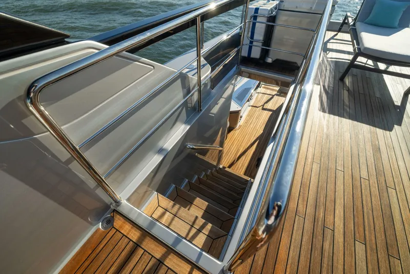 Slide: The Image of Riva Argo 2023 - 5681825