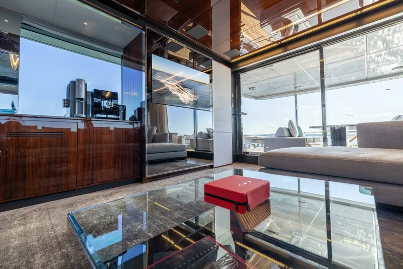 Slide: The Image of Riva Argo 2023 - 5681933