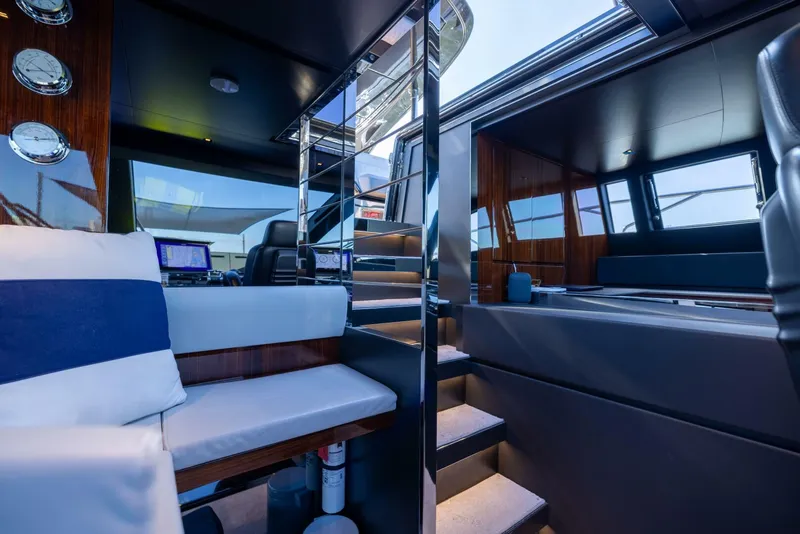 Slide: The Image of Riva Argo 2023 - 5681953