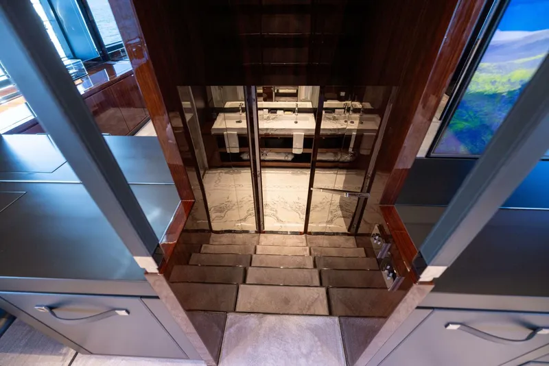 Slide: The Image of Riva Argo 2023 - 5681977