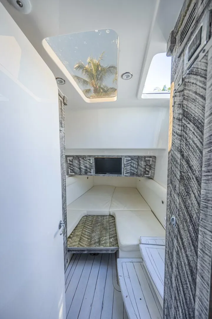 Slide: The Image of HCB 53 Suenos 2019 - 5682073