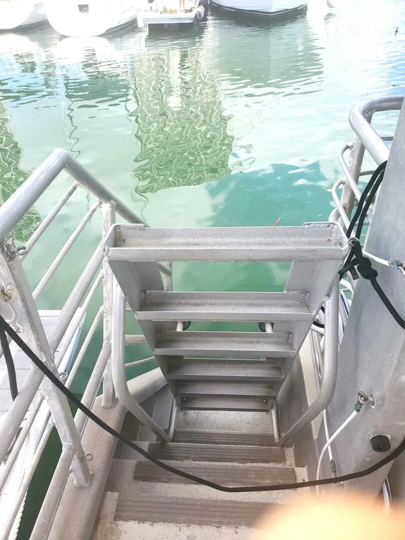 Slide: The Image of Aluminum Cruiser COMMERCIAL PASSENGER VESSEL 2003 - 5977241