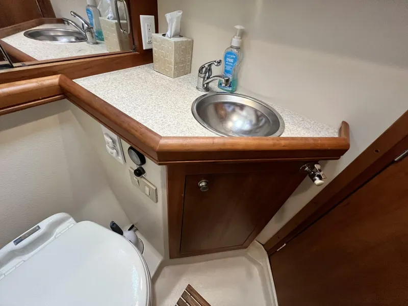 Slide: The Image of Mainship Pilot 34 2004 - 5682620