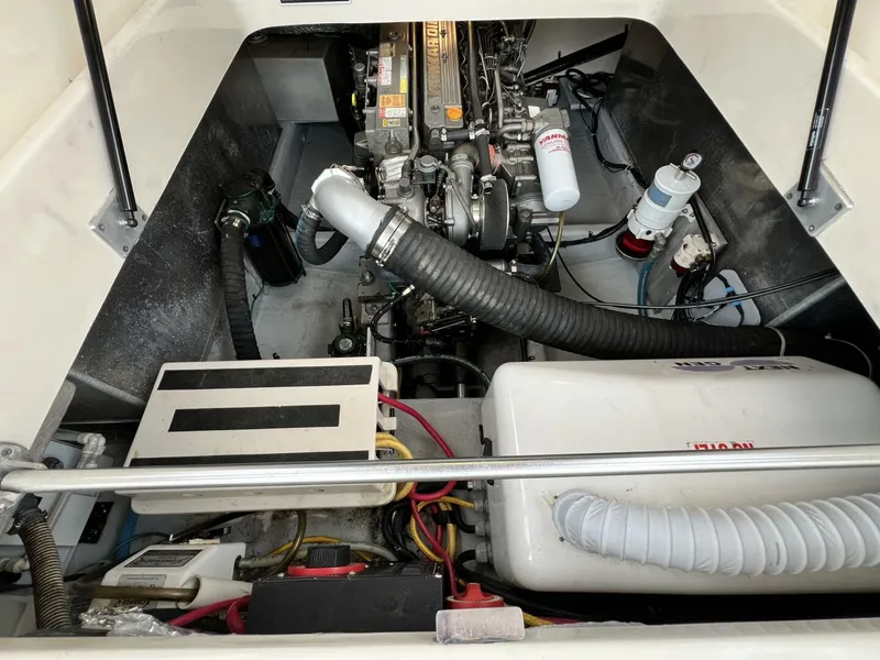 Slide: The Image of Mainship Pilot 34 2004 - 5682627